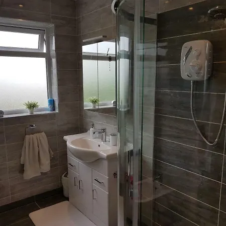 לינה וארוחת בוקר Greenside